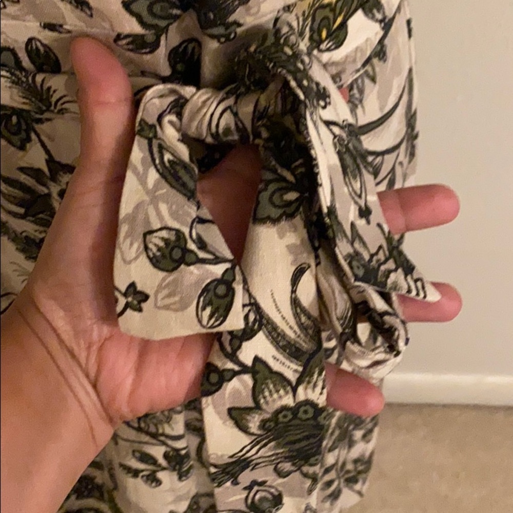 Dress - Picture 5 of 6